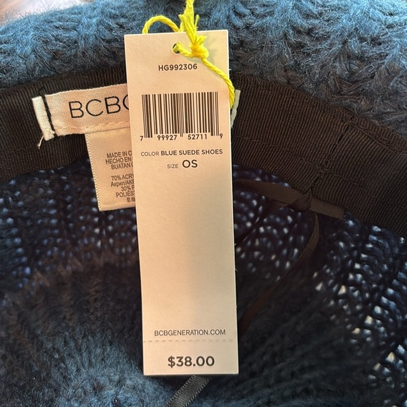 New BCBG Blue Knitted Hat - Picture 5 of 6